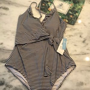 Cupshe one piece wrap bathing suit